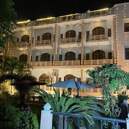 Hotel Fort View Tikamgarh Экстерьер фото