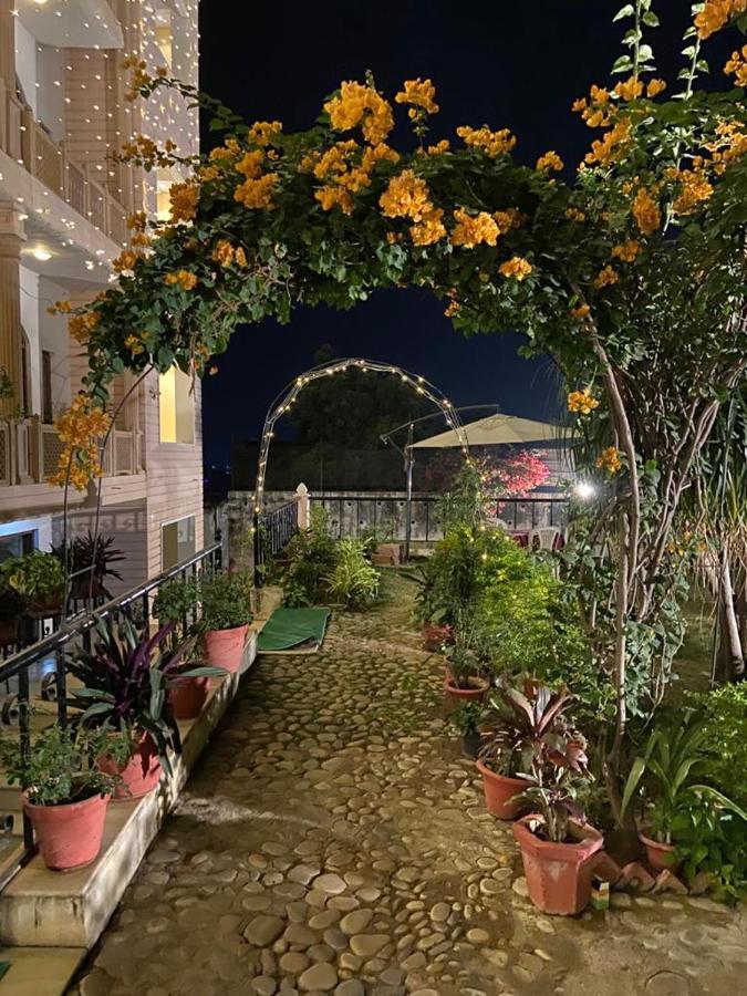 Hotel Fort View Tikamgarh Экстерьер фото